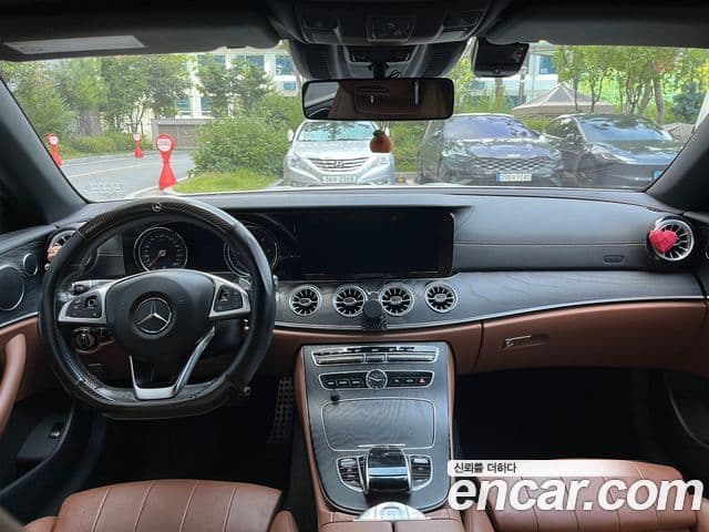 Mercedes-Benz E-класс W213 E220d кабриолет, 2018 6