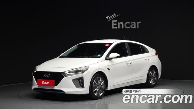 Hyundai Ioniq гибрид Plus, 2016 1