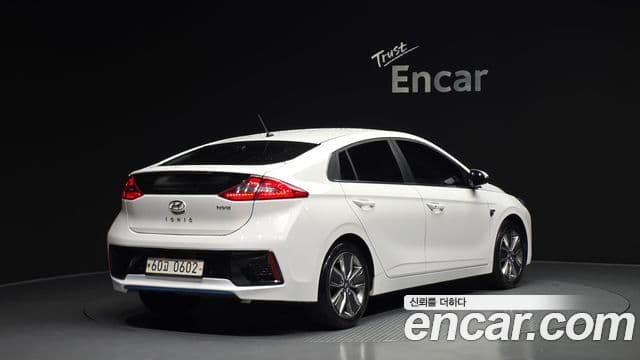 Hyundai Ioniq гибрид Plus, 2016 2