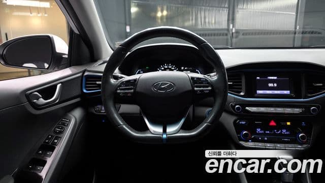 Hyundai Ioniq гибрид Plus, 2016 13