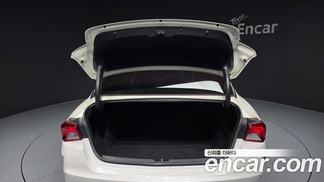 Kia K5 3세대 Trendy, 2020 20