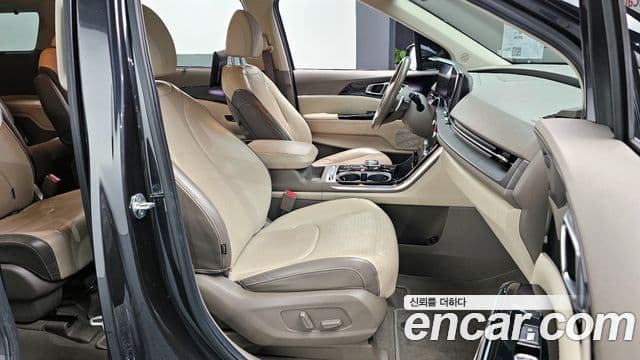 Kia Carnival 4세대 Signature, 2021 11