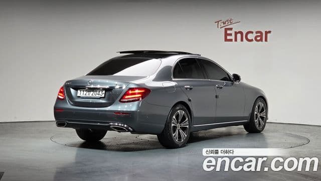 Mercedes-Benz E-класс W213 Avantgarde, 2019 2