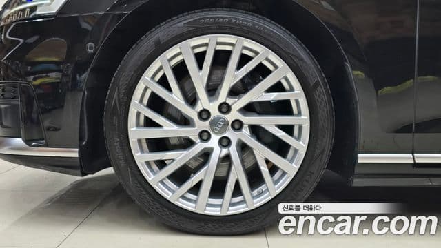 Audi A8 (D5) 55 TFSI Quattro LWB, 2020 6