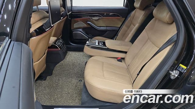 Audi A8 (D5) 55 TFSI Quattro LWB, 2020 13