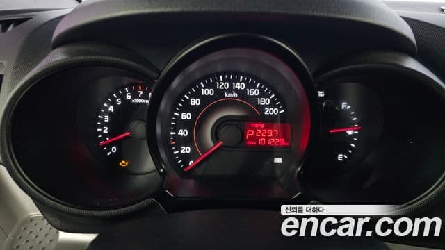 Kia Ray Deluxe, 2014 8