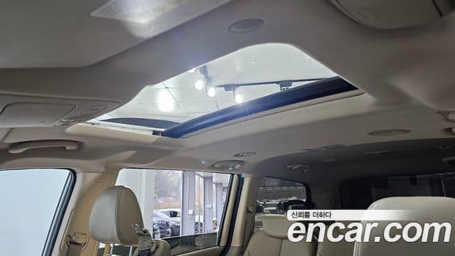 Kia Carnival R топовая версия, 2014 19