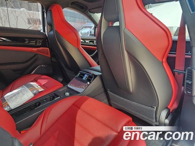 Porsche Panamera (976) 4.0 GTS, 2025 17