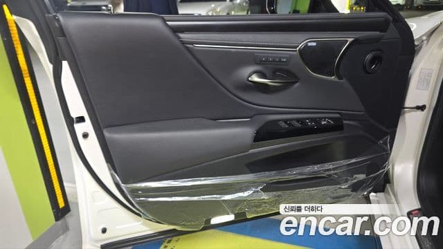 Lexus ES300h 7세대 Executive, 2025 6