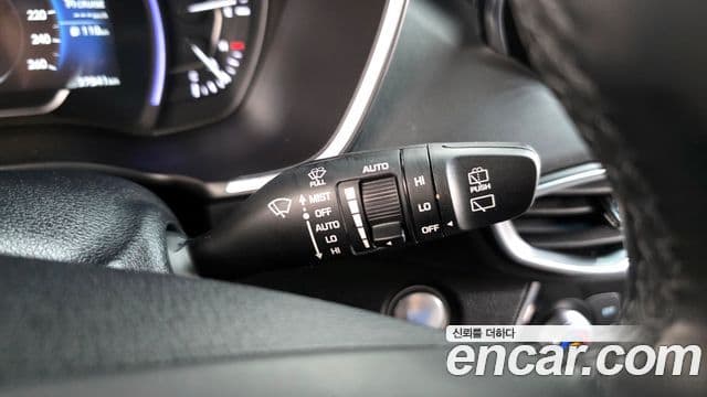 Hyundai Santa Fe TM Exclusive Special, 2019 15