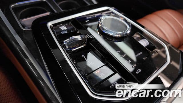 BMW 7시리즈 (G70) 740d xDrive M Sport, 2023 9