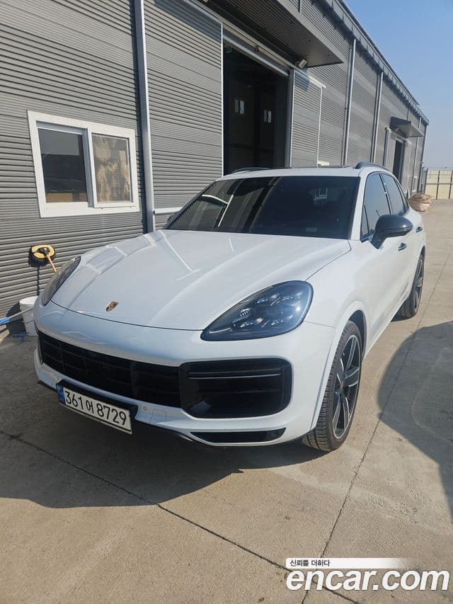 Porsche Cayenne (PO536) 4.0 турбо, 2020 1