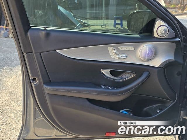 Mercedes-Benz E-класс W213 AMG Line, 2017 9