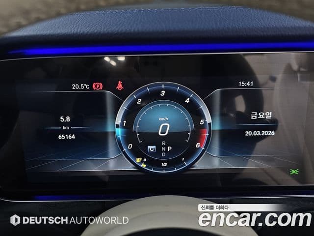 Mercedes-Benz E-класс W213 E220d кабриолет, 2018 8