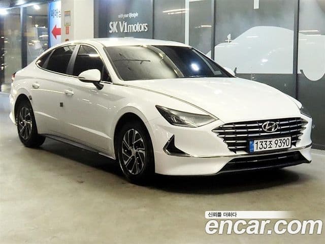 Hyundai Sonata гибрид (DN8) Modern, 2022 1