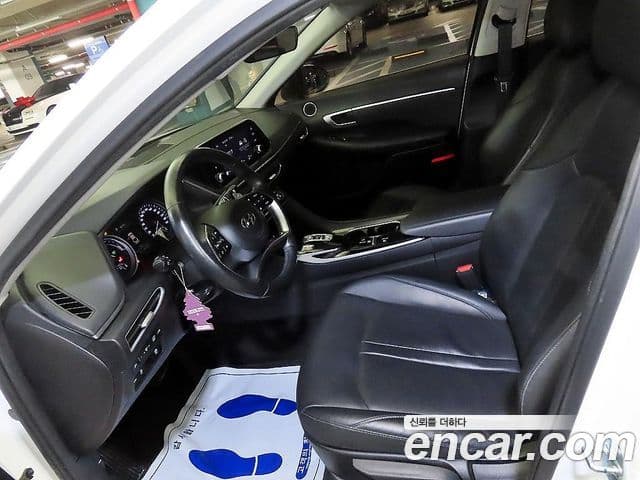 Hyundai Sonata гибрид (DN8) Modern, 2022 8