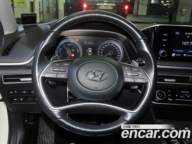 Hyundai Sonata гибрид (DN8) Modern, 2022 10