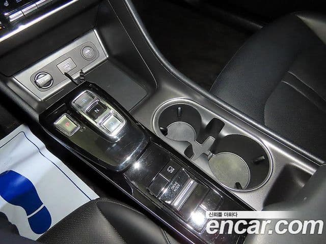 Hyundai Sonata гибрид (DN8) Modern, 2022 12