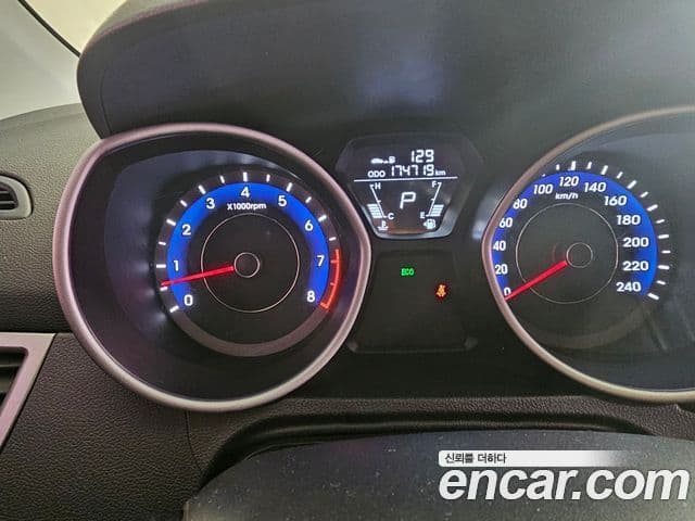 Hyundai Avante MD Luxury, 2012 13