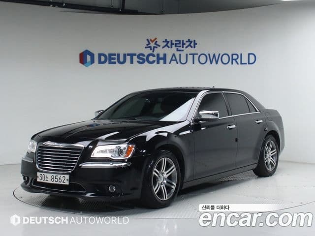 크라이슬러 The / новый New 300C, 2013 3