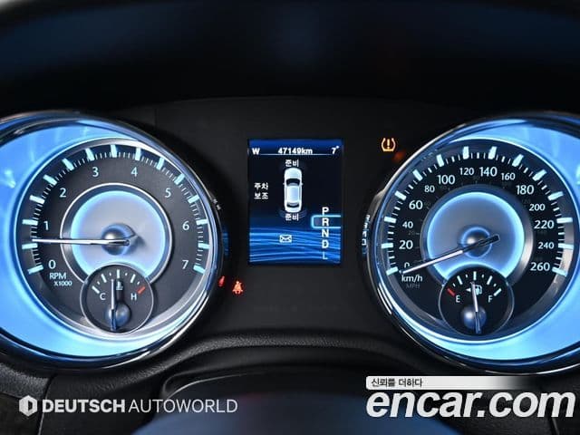 크라이슬러 The / новый New 300C, 2013 8