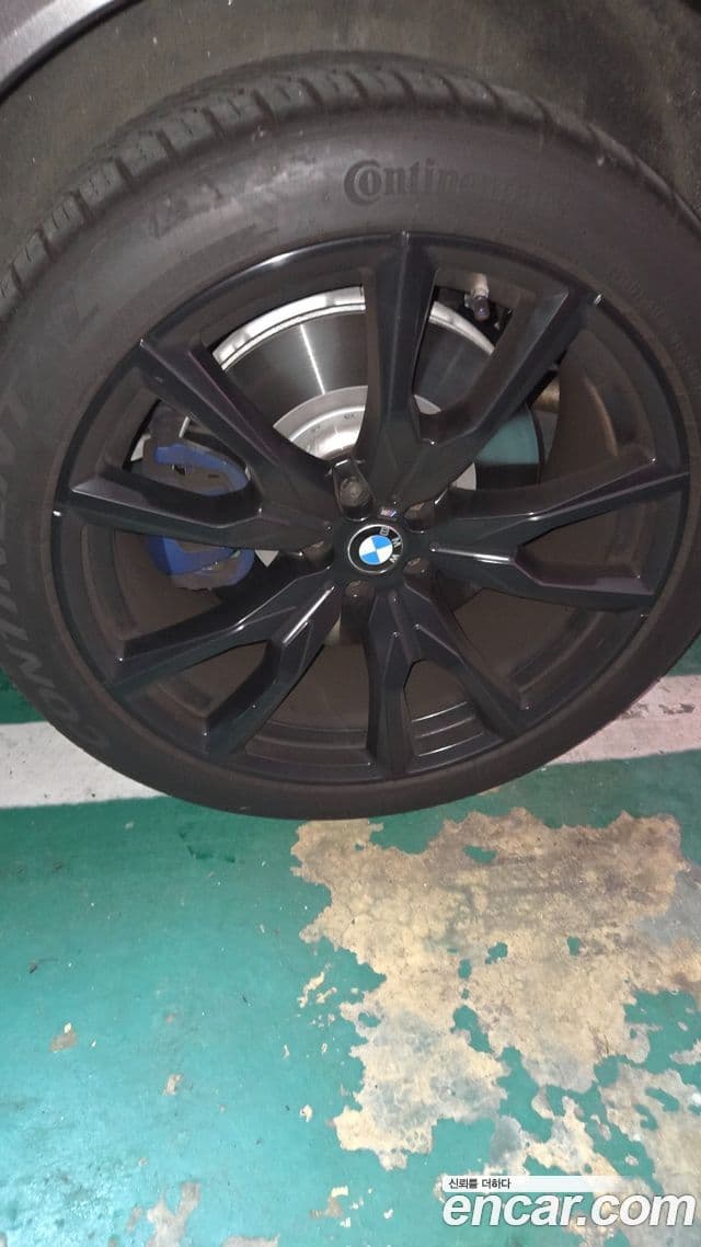 BMW X7 (G07) M50i Dark Shadow Edition 6인승, 2021 12