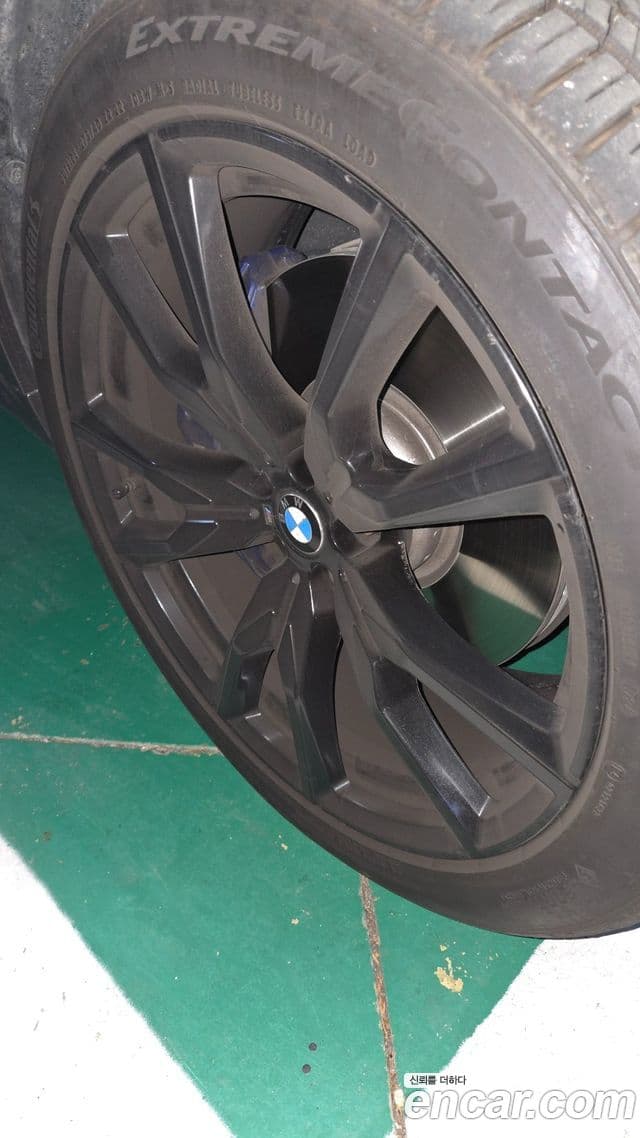 BMW X7 (G07) M50i Dark Shadow Edition 6인승, 2021 13