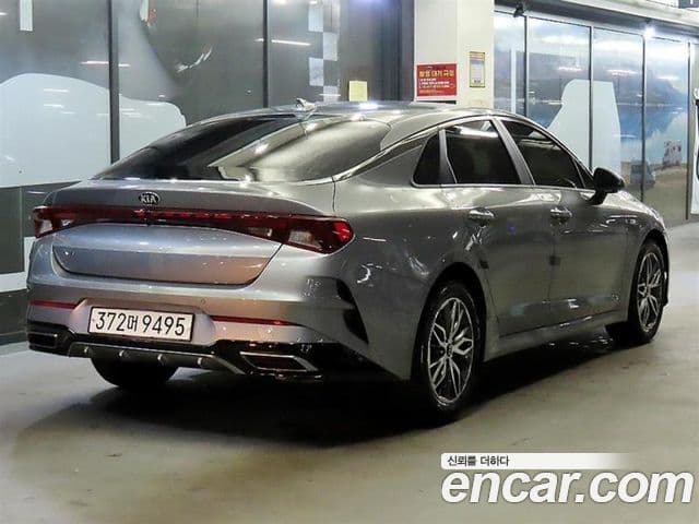 Kia K5 3세대 Prestige, 2021 2