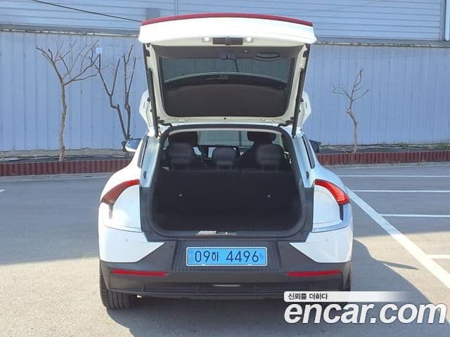 Kia EV6 Air, 2023 11