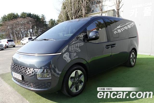Hyundai Staria Modern, 2022 1