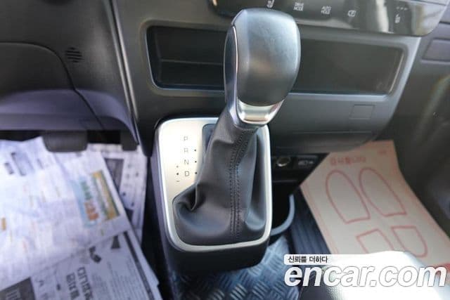 Hyundai Staria Modern, 2022 9