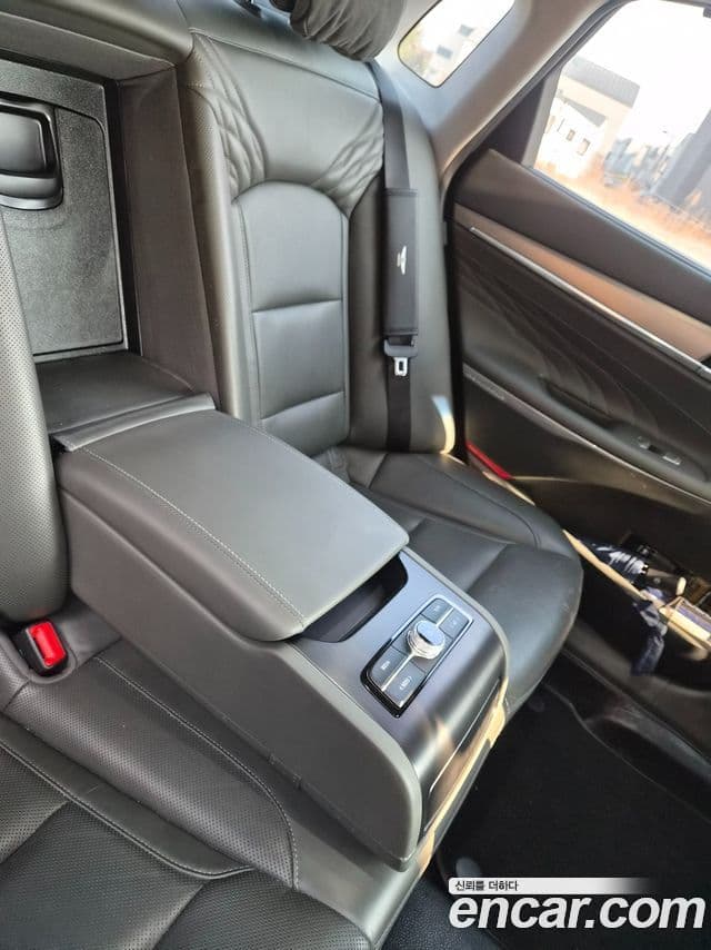 Hyundai The / новый New Grandeur IG гибрид Calligraphy, 2022 12