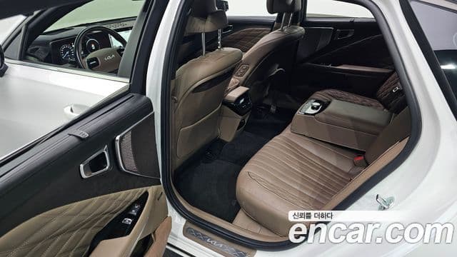 Kia K8 Signature Special, 2023 11