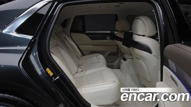 Genesis G90 (RS4) бензин 3.5 турбо AWD, 2023 11