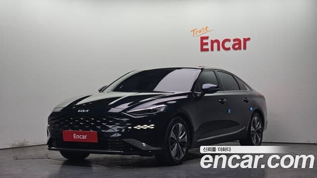 Kia K8 Signature, 2022 1