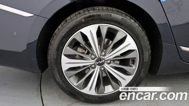 Kia K8 Signature, 2022 все фото