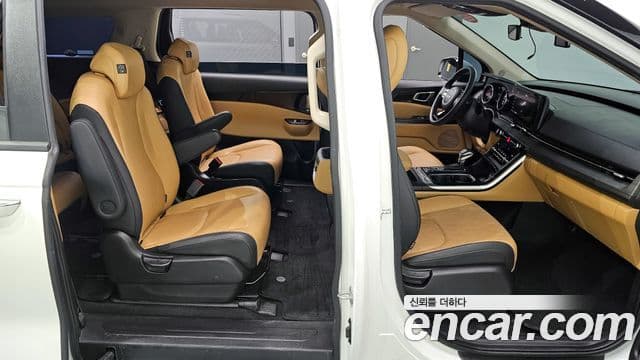 Kia Carnival 4세대 Prestige, 2023 11