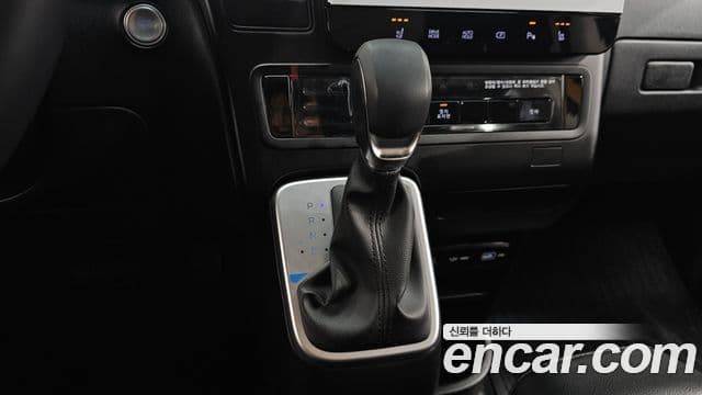 Hyundai Staria 15인승, 2024 9