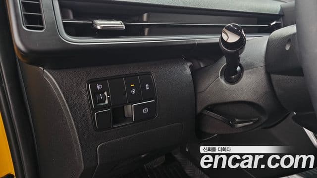 Hyundai Staria 15인승, 2024 17