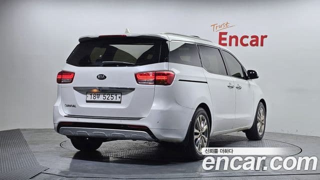 Kia All New Carnival Prestige, 2015 2