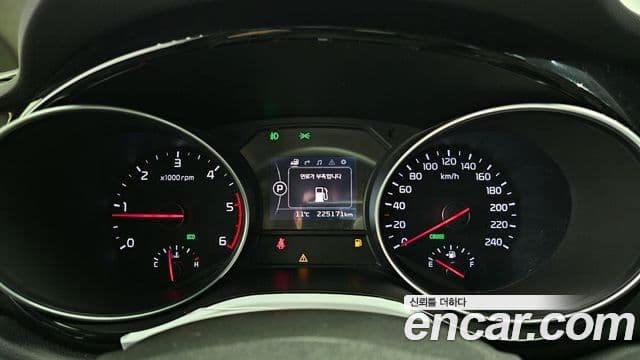 Kia All New Carnival Prestige, 2015 8