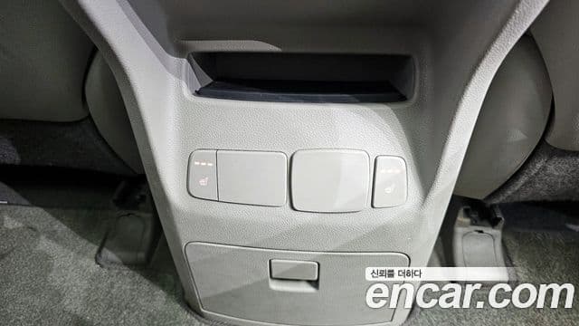 Kia All New Carnival Prestige, 2015 19