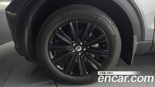 Ford Explorer 6세대 2.3 Limited 4WD, 2022 все фото