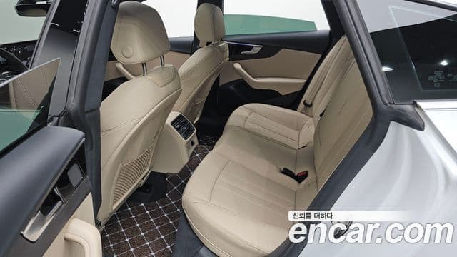 Audi A5 (F5) 40 TFSI Quattro Premium Sportback, 2023 12