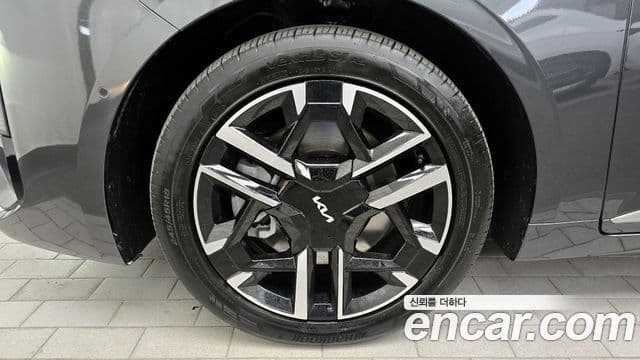 Kia The / новый New K8 Noblesse, 2025 все фото