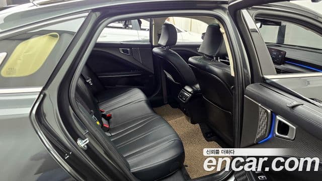 Kia The / новый New K8 Noblesse, 2025 12