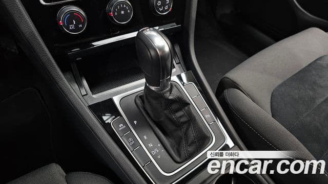 Volkswagen Гольф 7세대, 2014 9