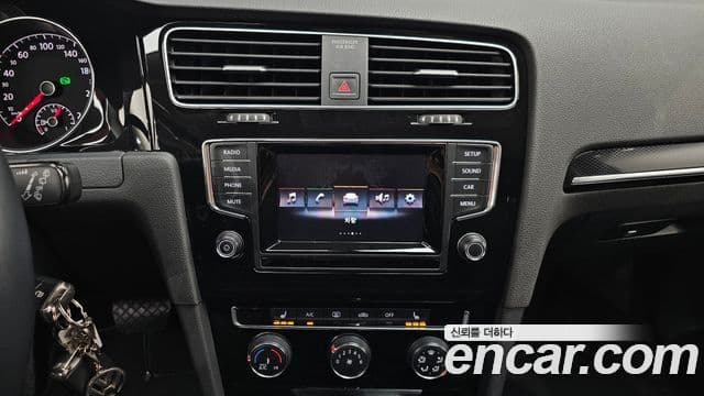 Volkswagen Гольф 7세대, 2014 14