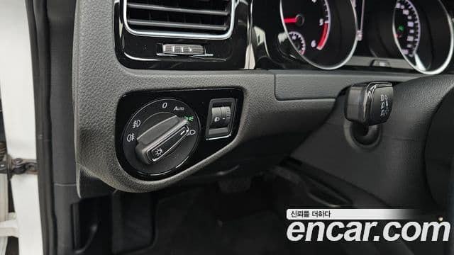 Volkswagen Гольф 7세대, 2014 18