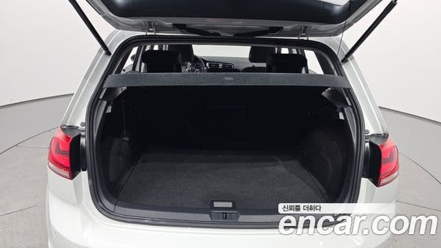 Volkswagen Гольф 7세대, 2014 20